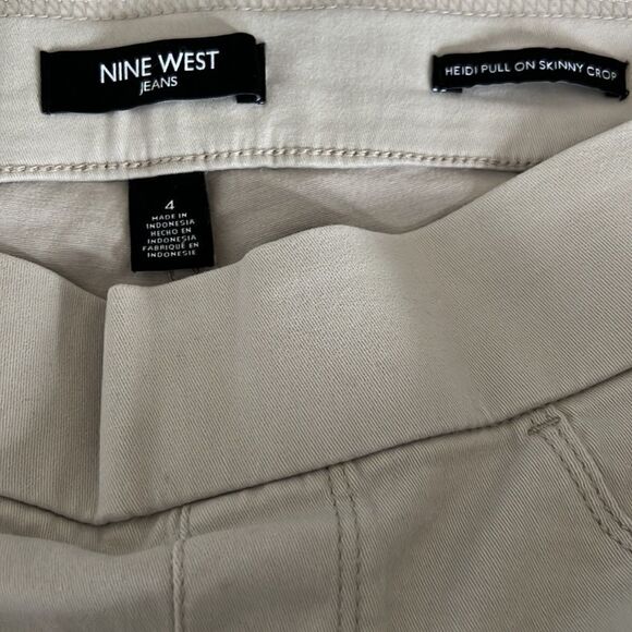 Nine West Heidi pull on skinny crop- size 4 - Picture 6 of 6